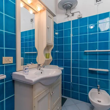 Quadrilocale 800mt Dal Mare